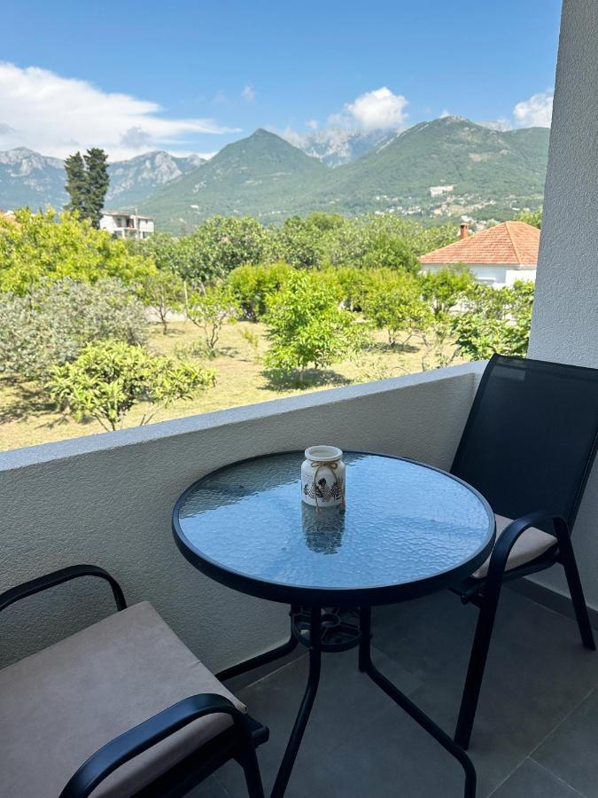 Danin Apartmani Bar Bagian luar foto