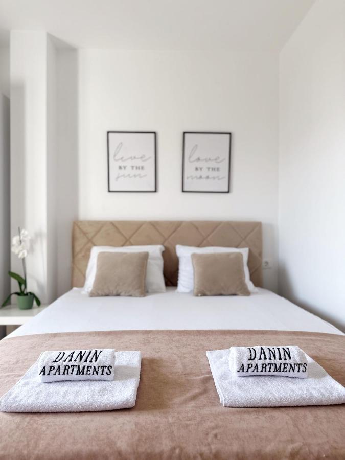 Danin Apartmani Bar Bagian luar foto