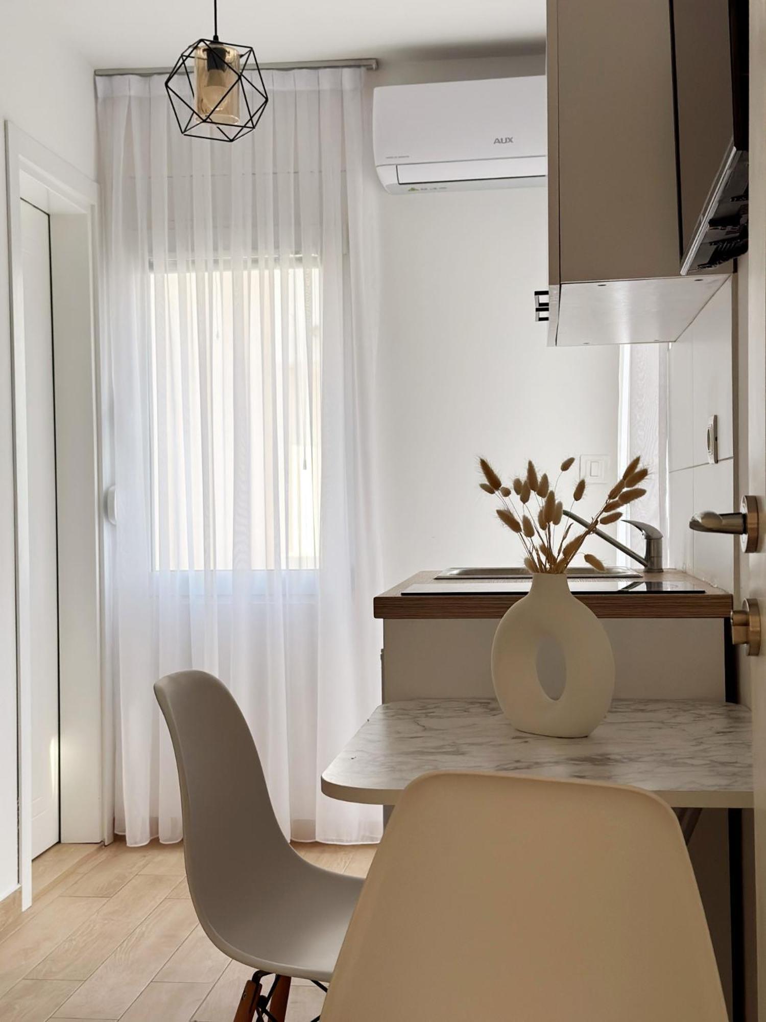 Danin Apartmani Bar Bagian luar foto